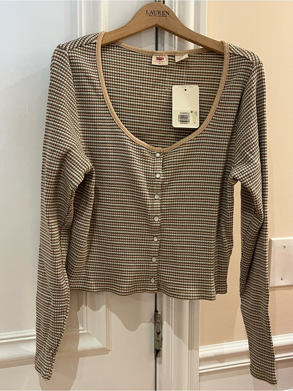 NEW Levi's Women's Striped Long-Sleeve Ribbed Snap Front Top, Size: XL - NWT